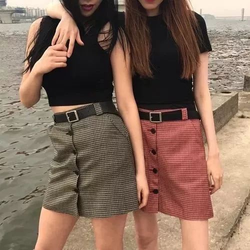 夏日这样穿短裙看起来胖5斤,胖mm短裙穿搭140斤