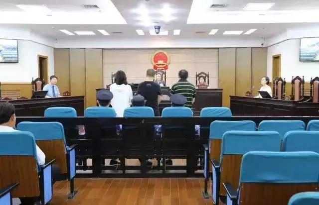 女儿女婿买鼠药“毒杀”母亲，父亲竟默许这样做｜真相让人落泪唏嘘