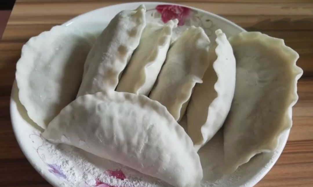 失传已久传统手工饺子,广东红薯粉饺子制作视频