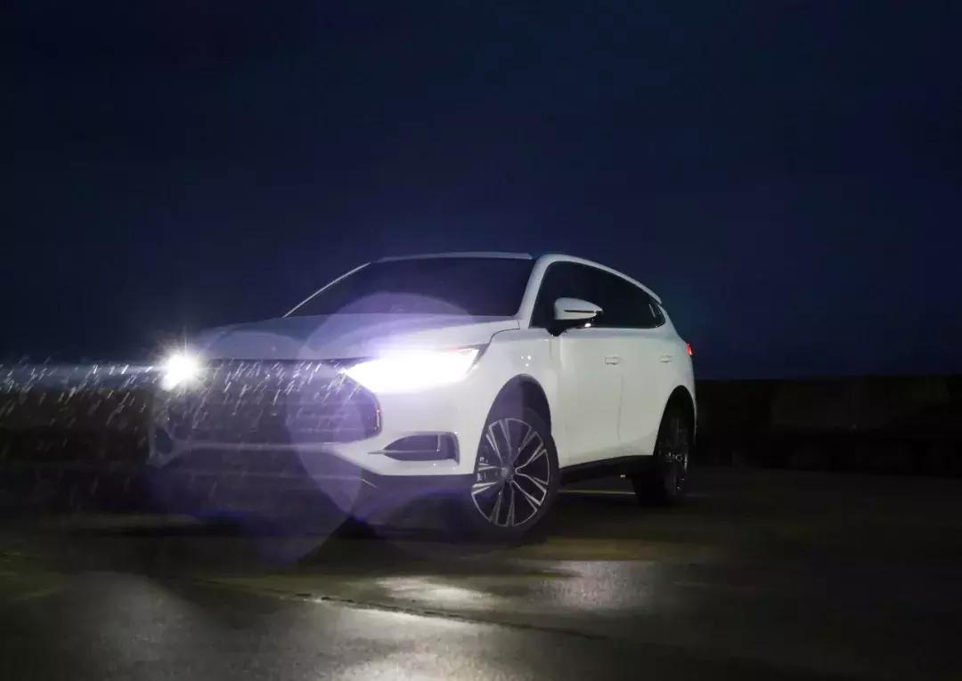 2021款比亚迪唐燃油版内饰图片,比亚迪唐plusdmi内饰