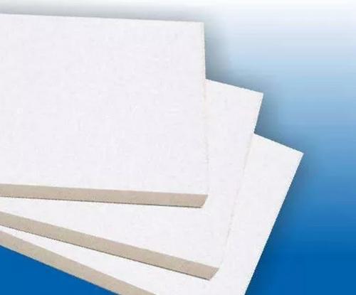 轻钢龙骨与木龙骨在选择上的利弊,吊顶选择轻钢龙骨还是木龙骨