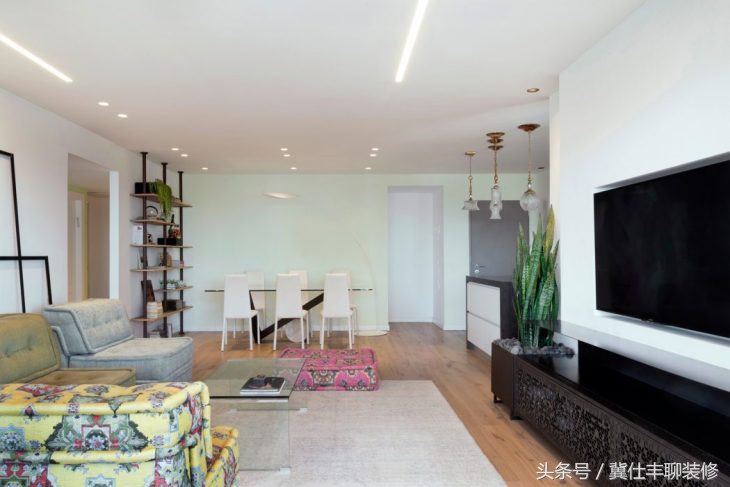 卧室墙上嵌入式电视墙,嵌入式电视背景墙客厅阳台一体化