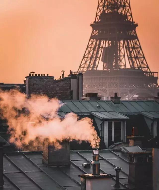 女生伪球迷看世界杯,伪球迷足球女孩