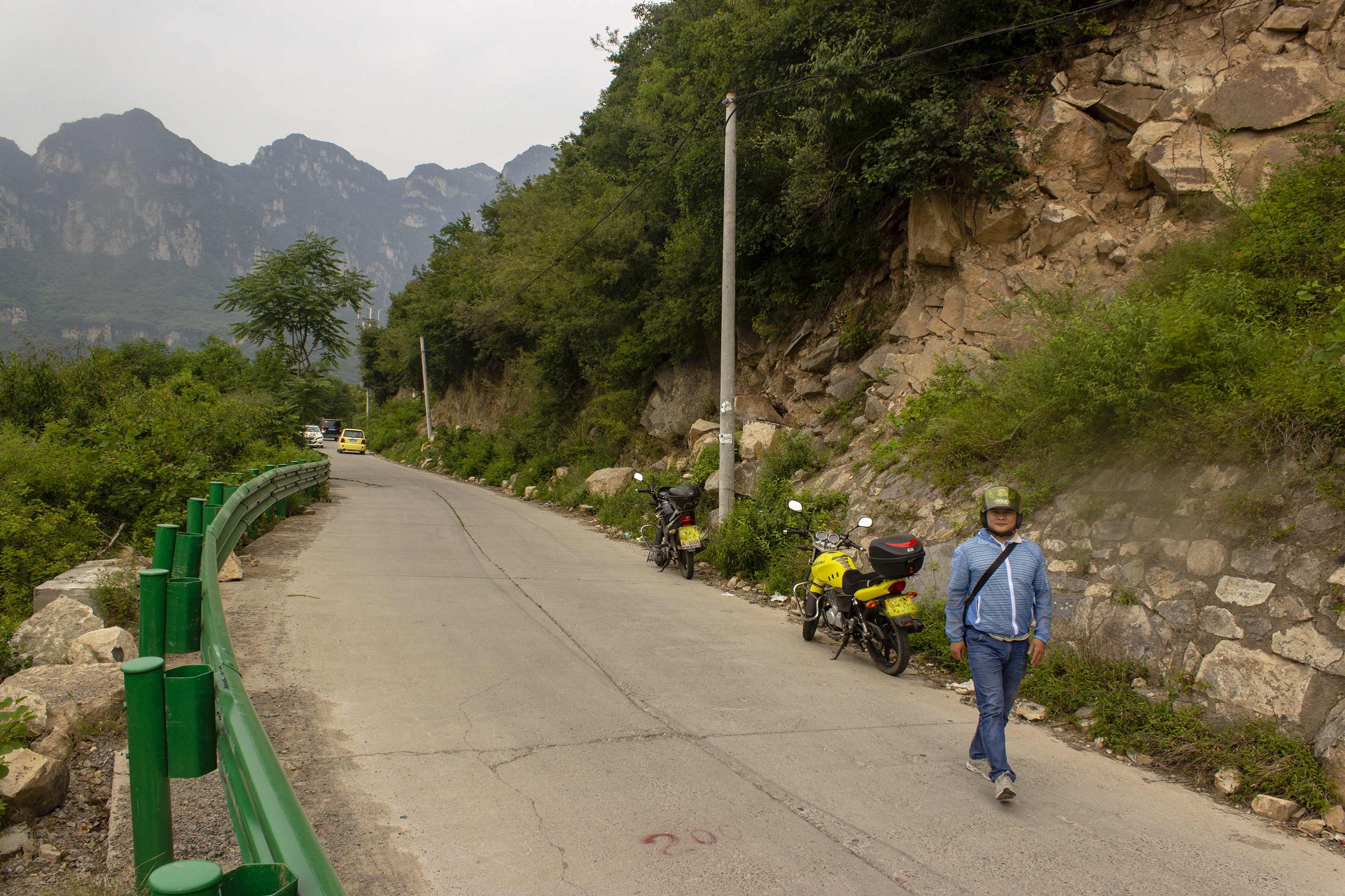 摩旅翻越秦岭,摩旅西岭雪山