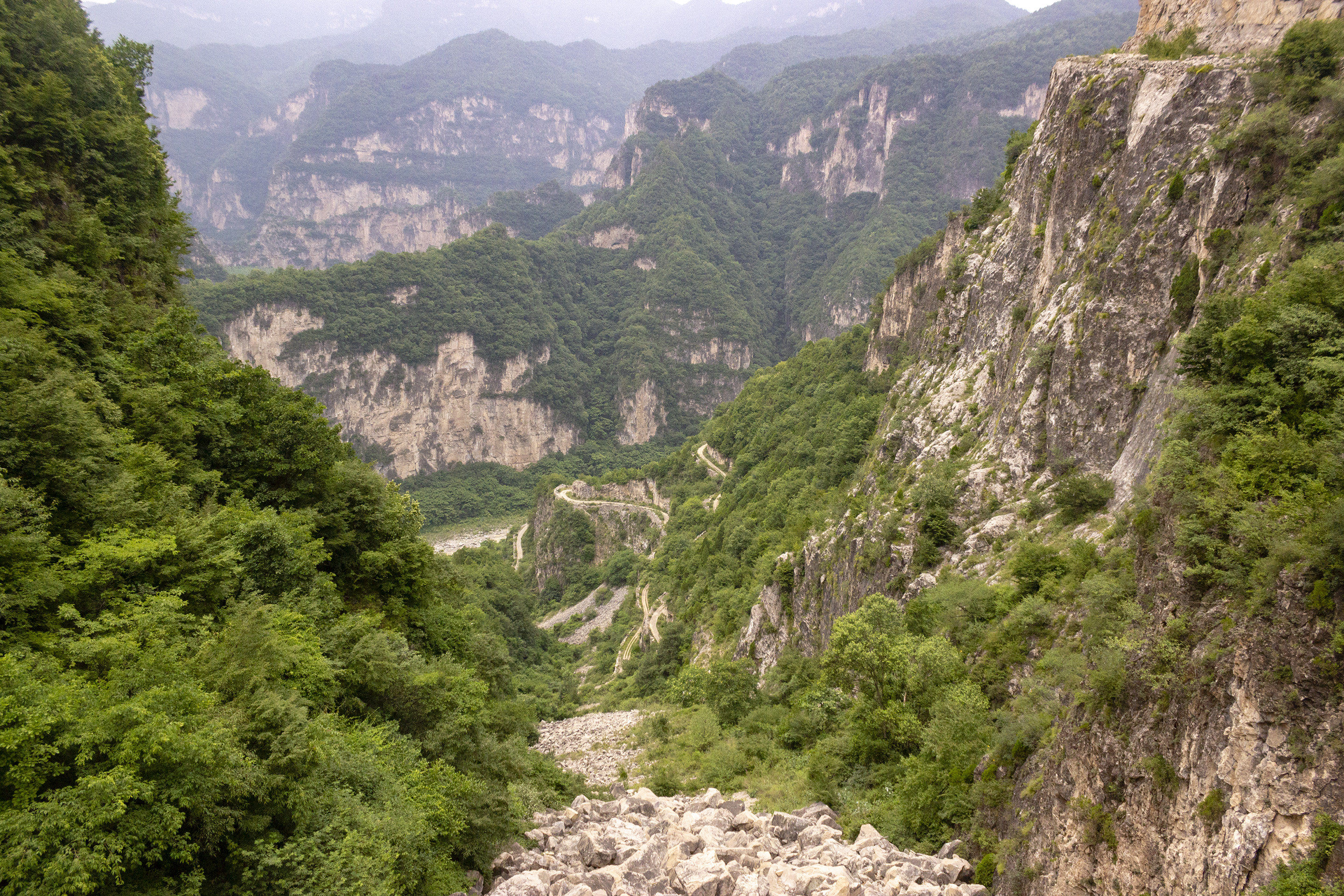 摩旅翻越秦岭,摩旅西岭雪山