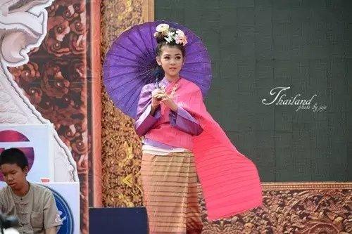 最热闹的泼水节,世界上最壮观的泼水节