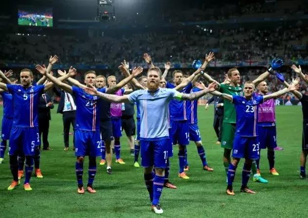 冰岛国家队维京怒吼,冰岛队长亲笔