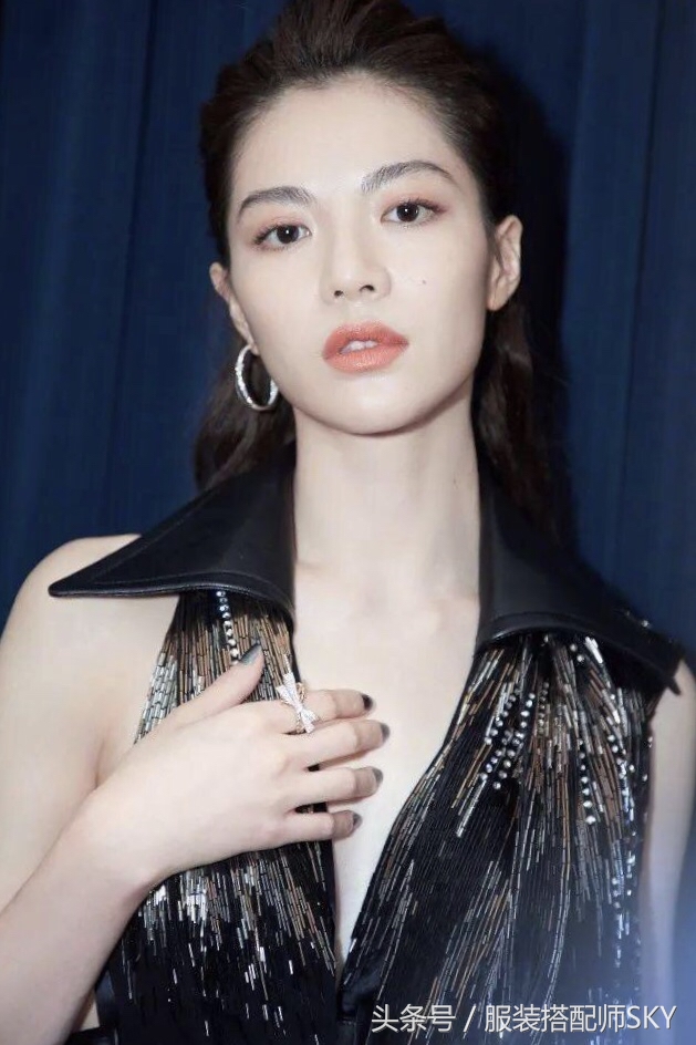 钟楚曦亮相上海电影节,钟楚曦白百何