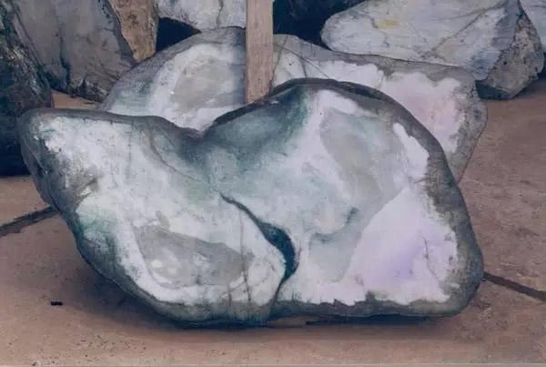 佩戴翡翠致癌？带你揭秘B货、假翡翠的制作过程