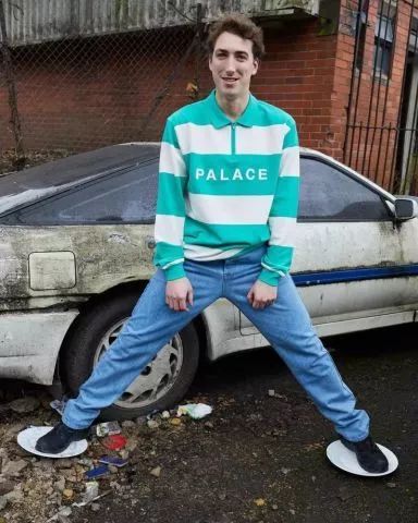 光有老爹鞋怎么够,没有这件单品就不能叫DadLook