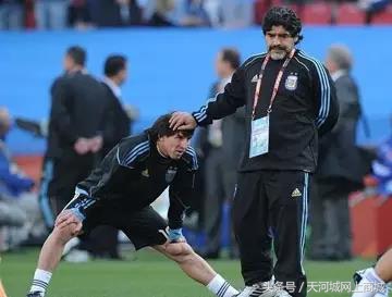 盘点世界杯球员搞笑瞬间,盘点2022世界杯搞笑瞬间