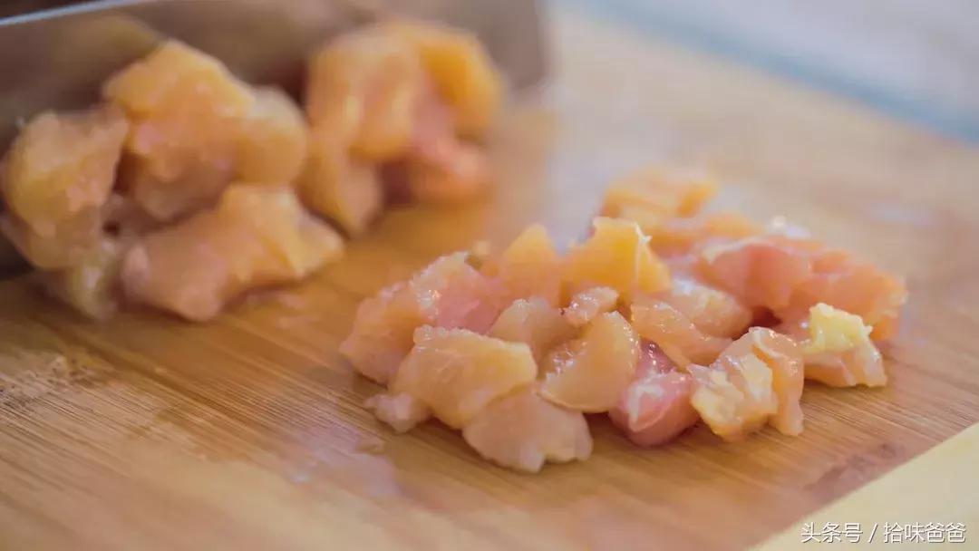 口感滑嫩简单又好吃,香味浓郁口感绵密滋润做法超简单