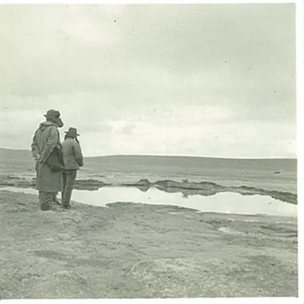 铁路勘测生活揭秘：在戈壁滩用沙子洗碗，在无人区与狗熊对峙