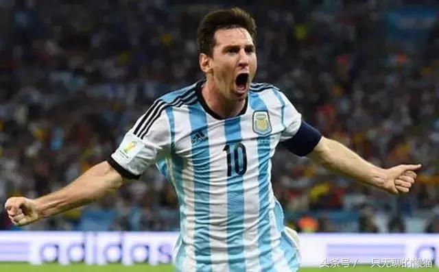 阿根廷防守全靠铲,冰岛vs阿根廷围攻梅西