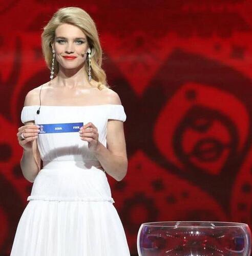 俄罗斯最美的女明星是谁,世界杯最出名女球迷