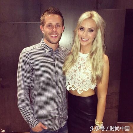 欧洲杯太太团美貌出圈,世界杯太太团足球阵容