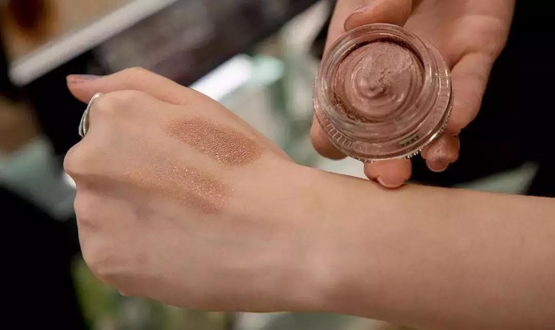 去香港必买彩妆清单,去香港必买的美妆清单