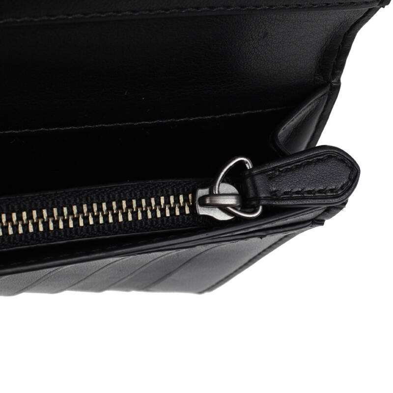 如何区分coach钱包正品,买coach的包有发票吗