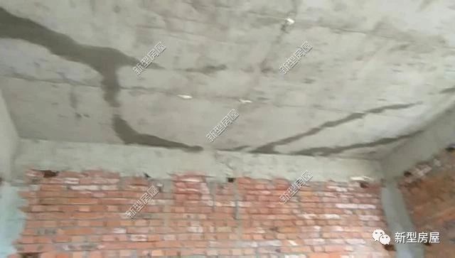 农村自建房楼板出现裂缝的原因,新房楼板出现裂缝问题怎么解决