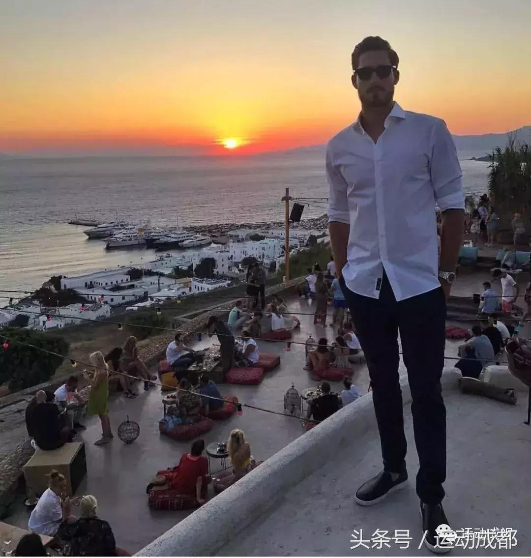 足球运动员跑步,足球运动员跑步训练