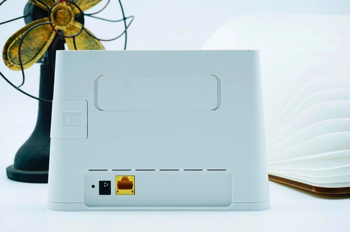 华为4g路由2pro信号测评,华为4g路由2pro对比4g路由2