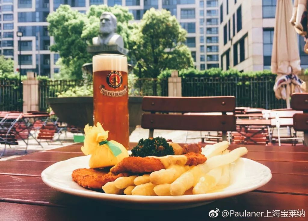 lv限量版足球,lv足球世界杯限量版