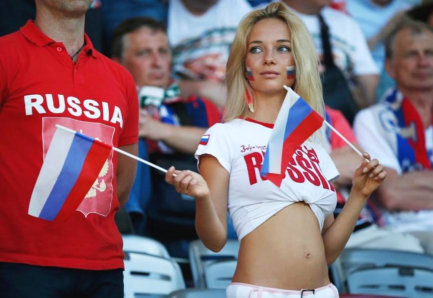 世界杯女球迷漂亮画面,世界杯女球迷漂亮画面图片