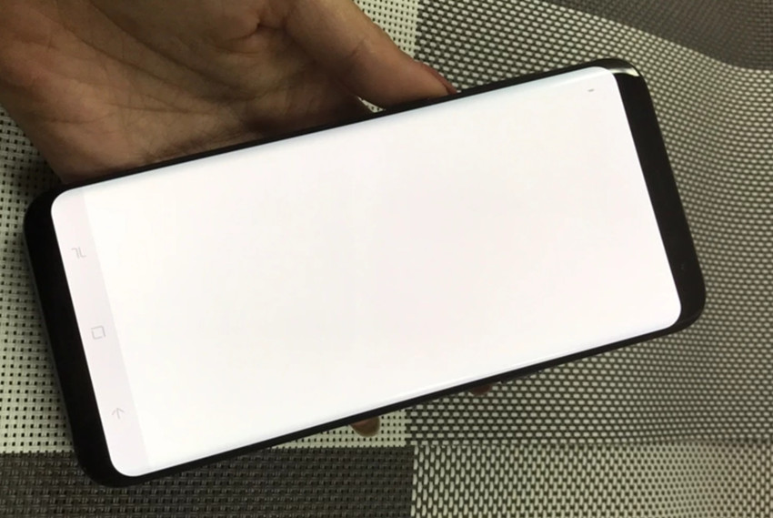 二手三星s8+还值得买吗,女友10000元买电脑