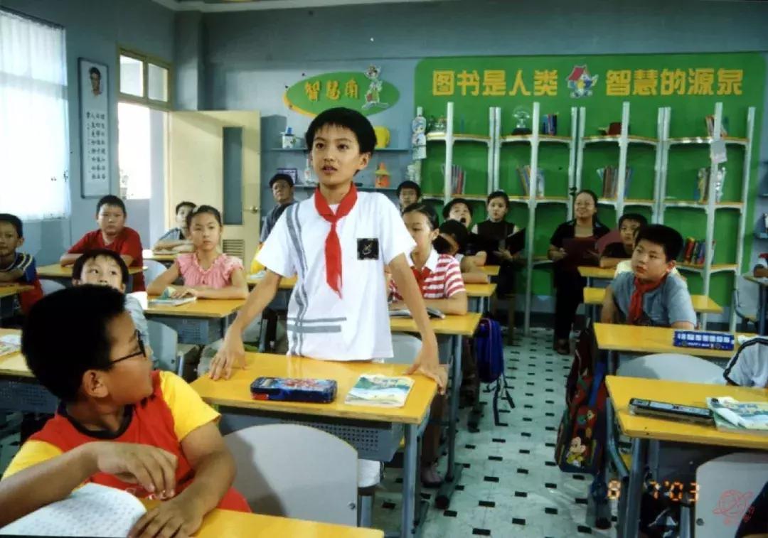 点一下回车键就能穿越，这部科幻剧你看过吗？