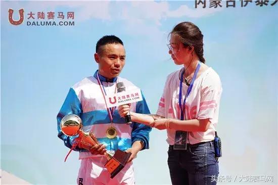 马术比赛纯血马,2018蒙古赛马传统耐力赛视频