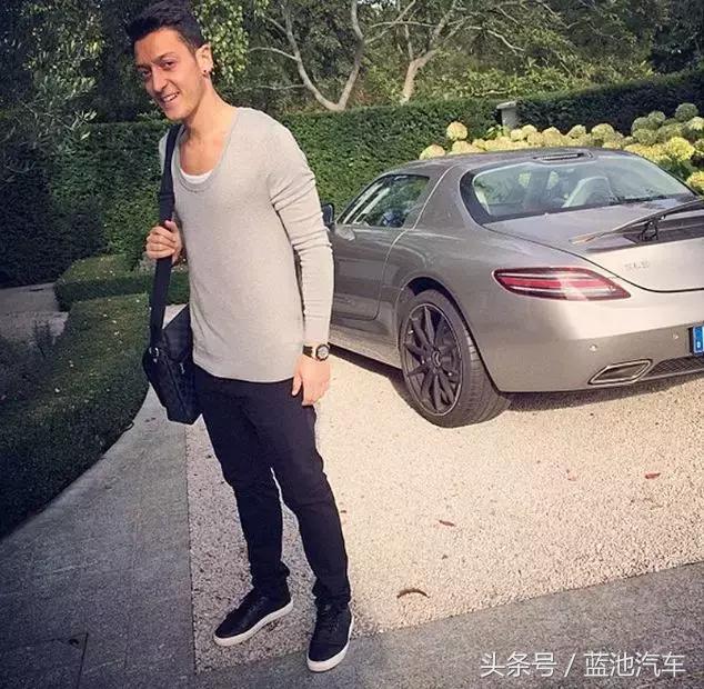 盘点世界杯四大顶级球星的座驾,盘点世界杯足球巨星都开什么车