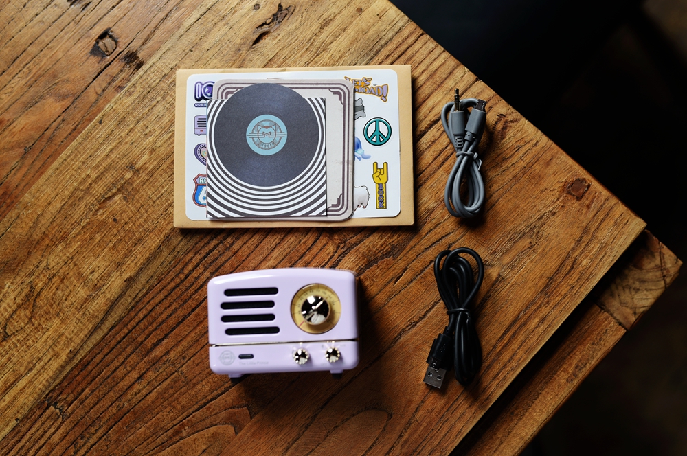 猫王收音机联名QQ炫舞推出猫王OTR爱丽丝紫，再续情怀与经典