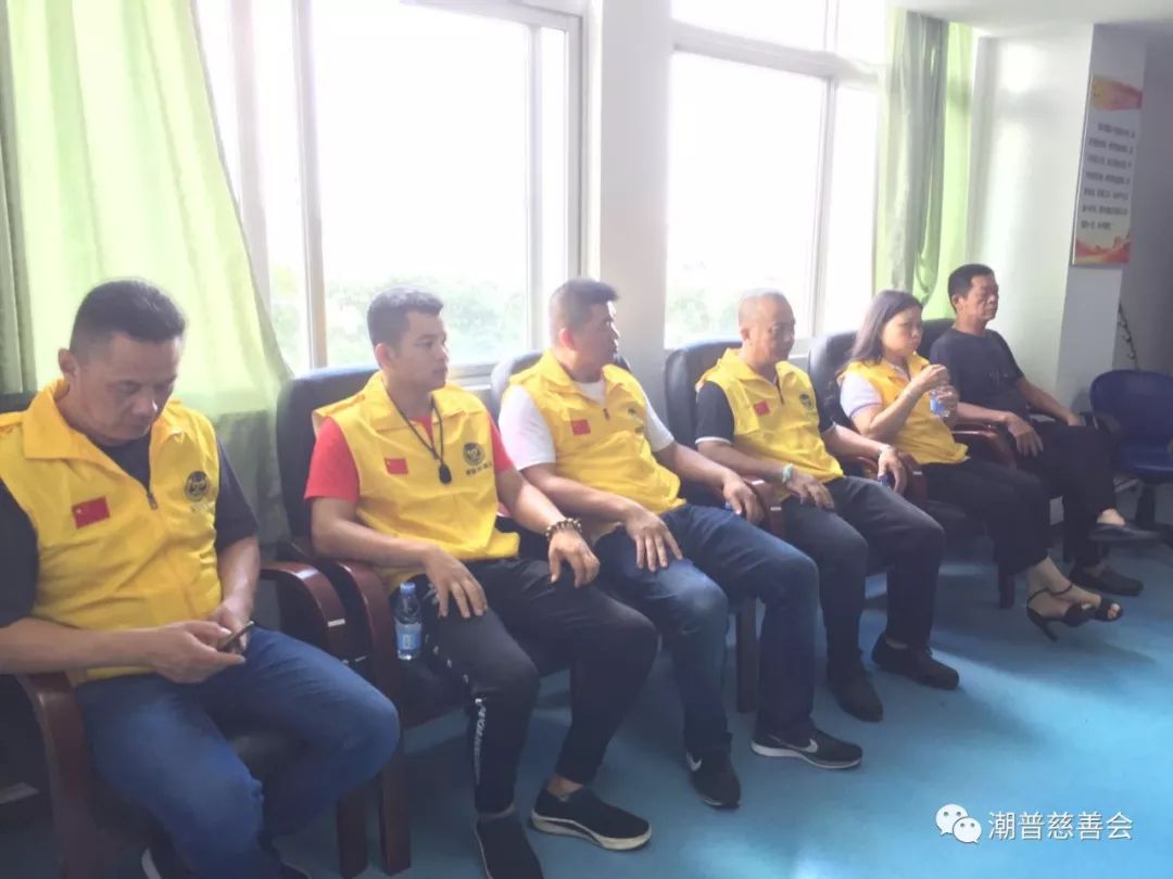 潮普慈善会与*江濠**新圣骨科医院达成医疗服务合作