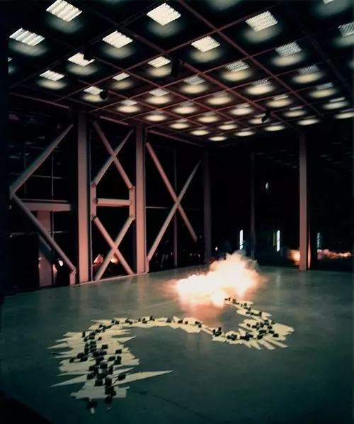 你了解奢侈品吗,卡地亚艺术基金会现场