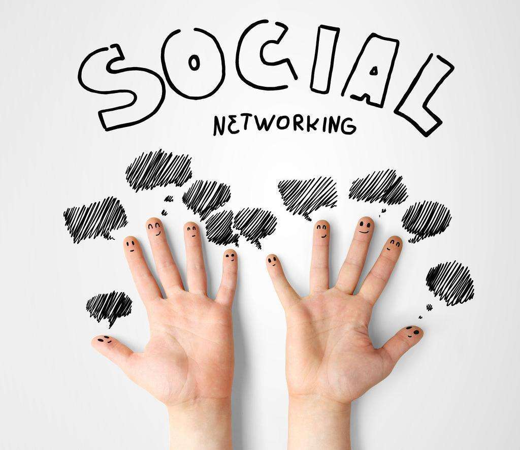 双手交叉怎么看性格,怎样看待我们的感情