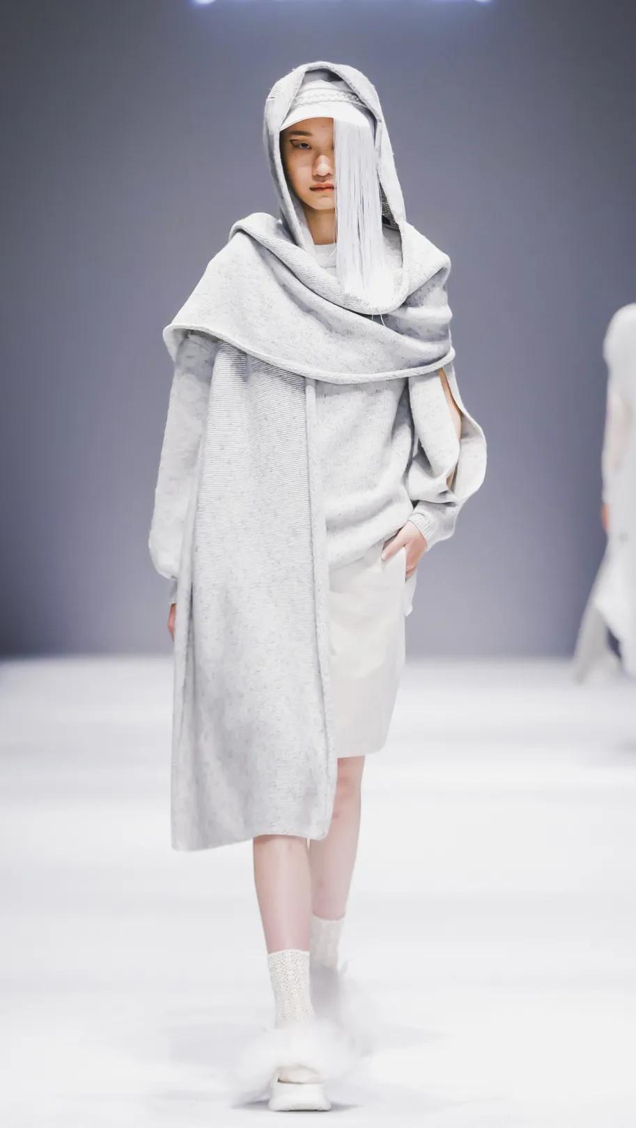 2021秋冬女装款式流行趋势,2018秋冬趋势报告巴黎时装周