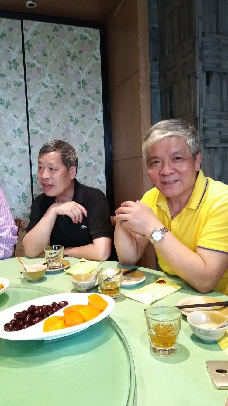 干岔子一，二队老知青久别重逢，共忆黑土情长