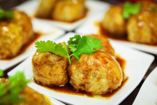 “我要一份梅西”,别人家的食堂炒出了世界杯