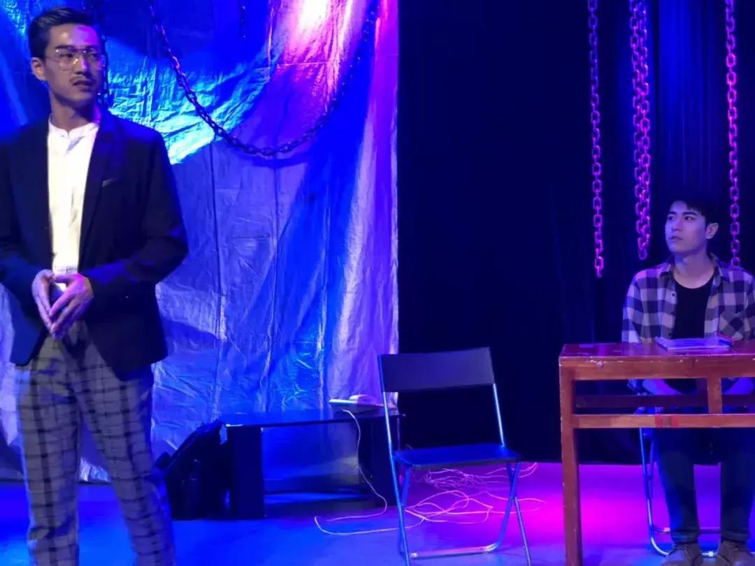 上个周末的群艺馆可以说是情义与情怀双结合，原因何在？快看正文！