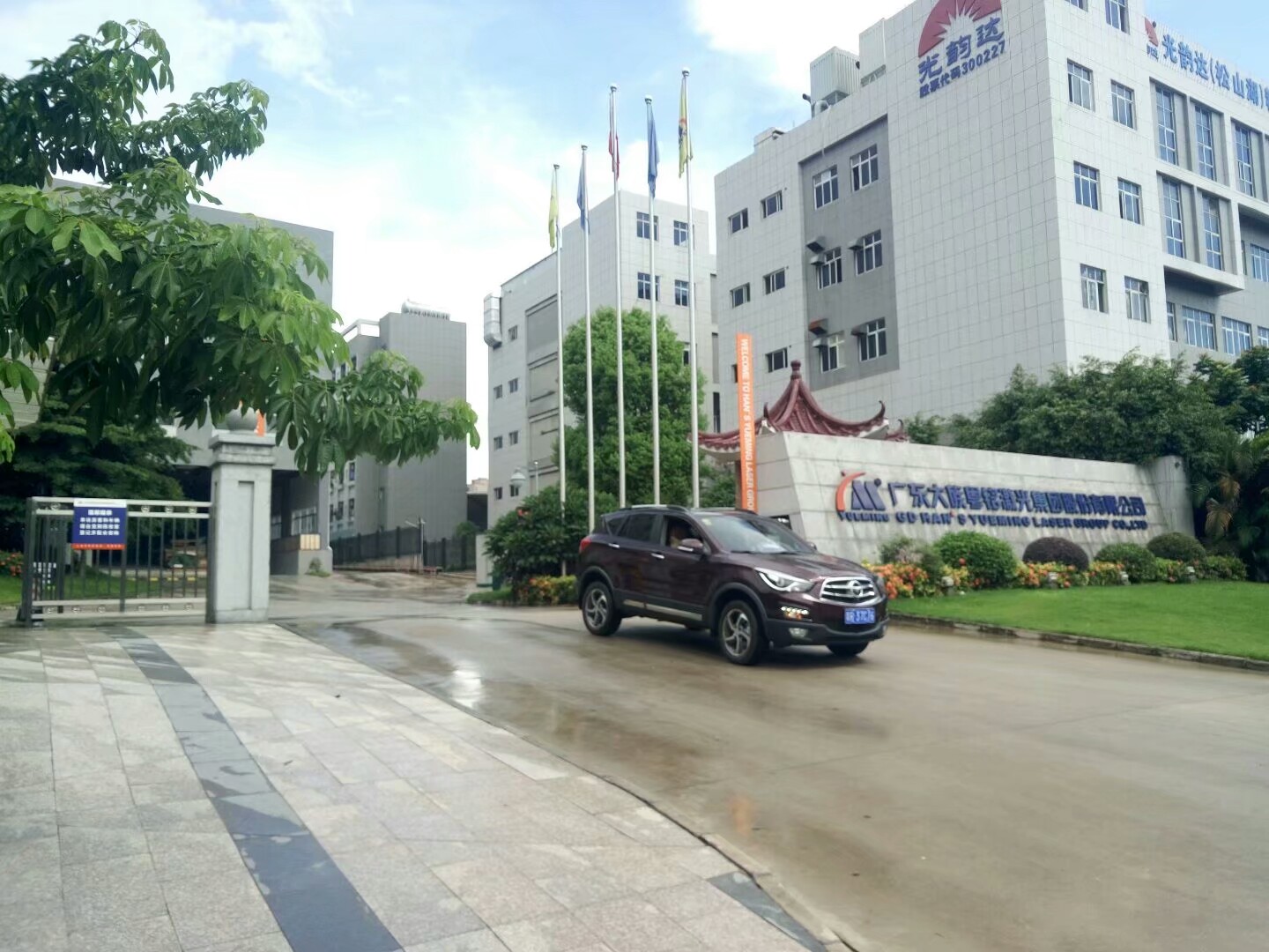 东莞松山湖目前工厂最新招聘,东莞松山湖最新工厂招聘信息