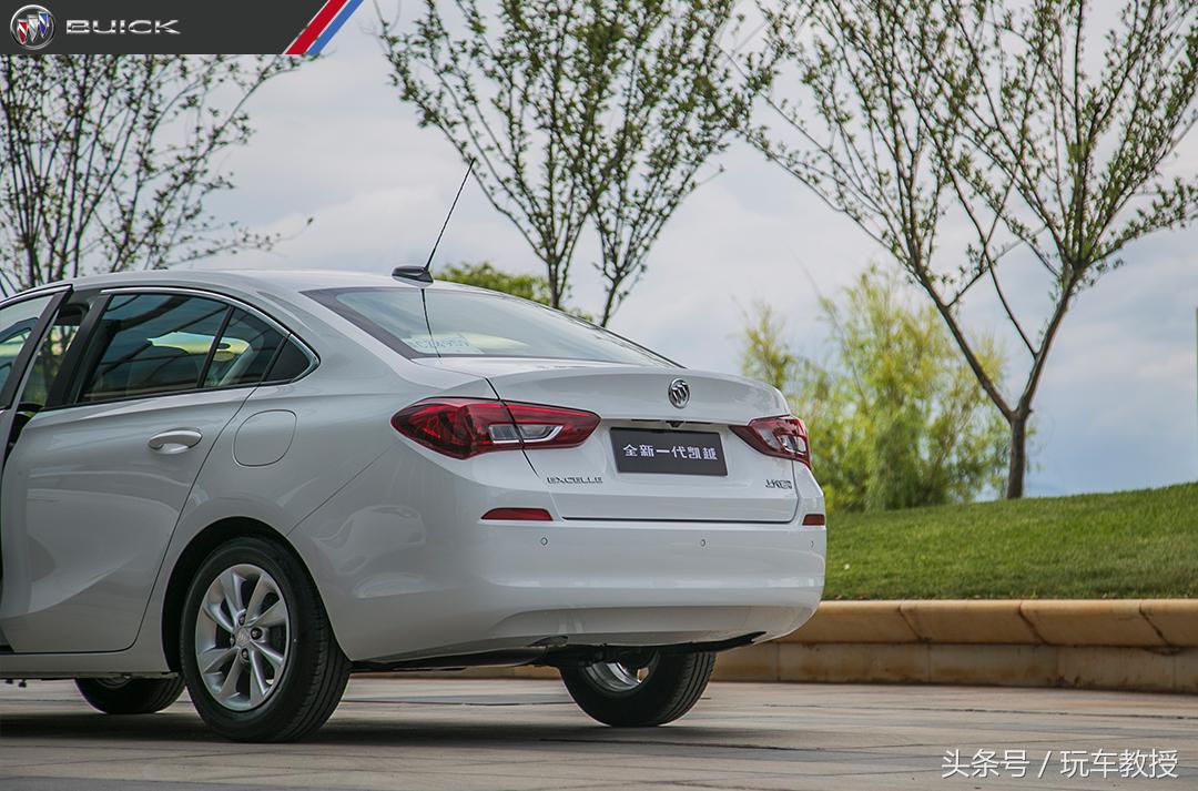 百公里10个油左右的车子,百公里10个油的车