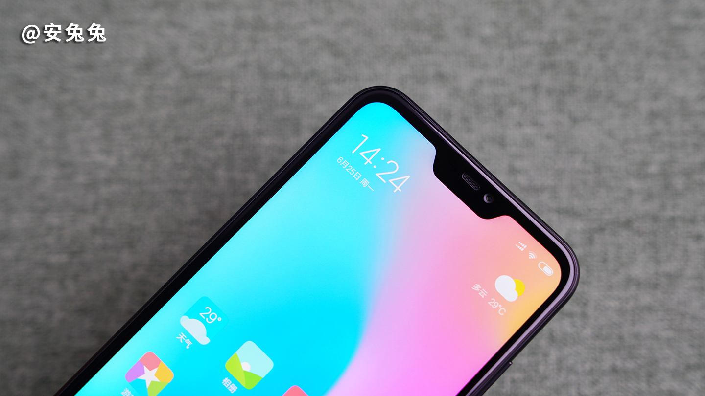 红米6Pro评测:4000mAh电池,FHD+屏幕,满意吗?