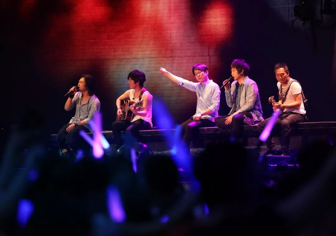 回到*月天五**，永远不会太迟