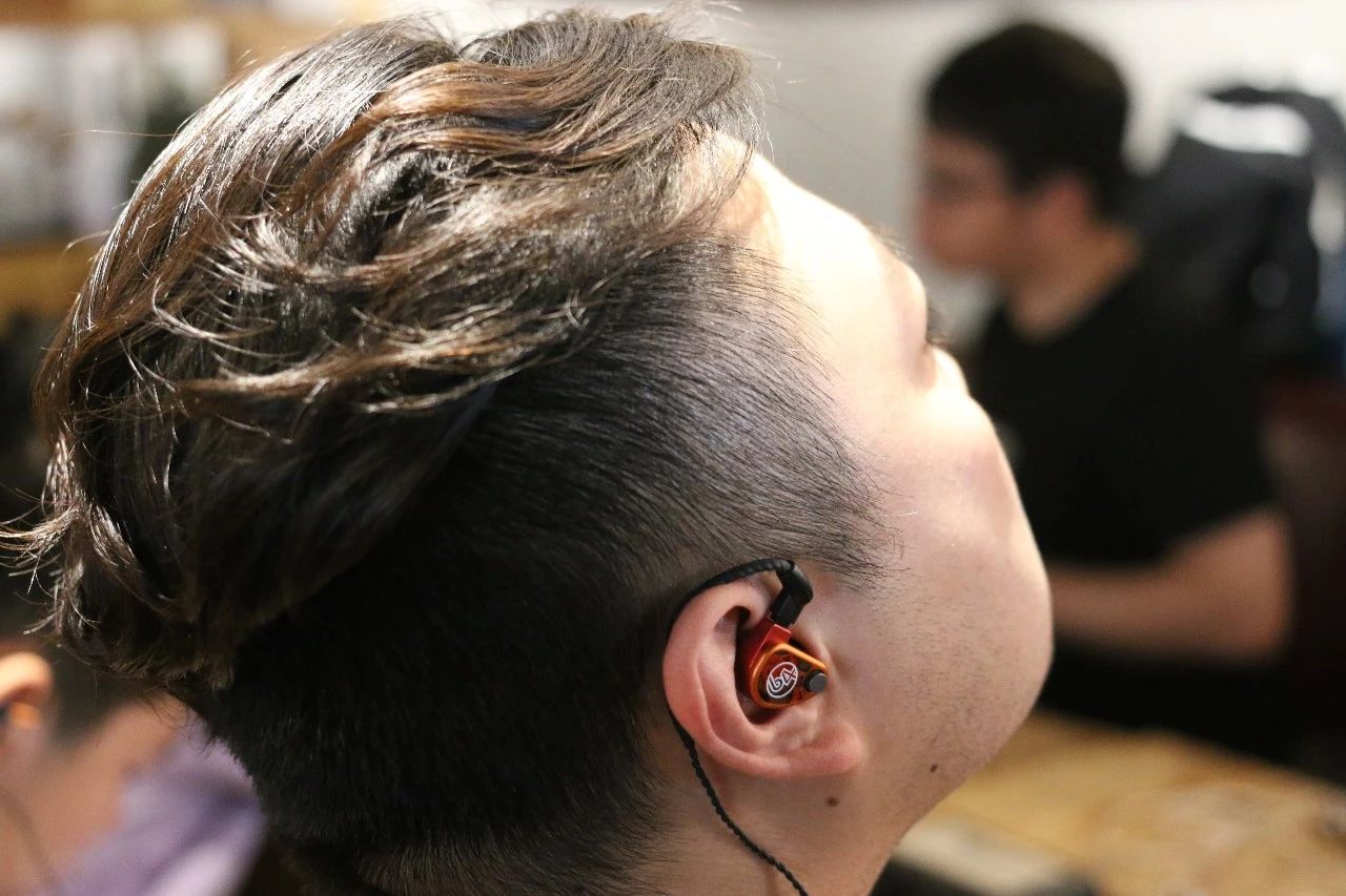 时隔两年多的聚会,时隔两年的聚会