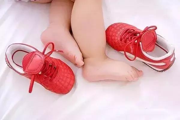 童鞋质量检测合格的品牌,童鞋鞋底磨损是质量问题吗