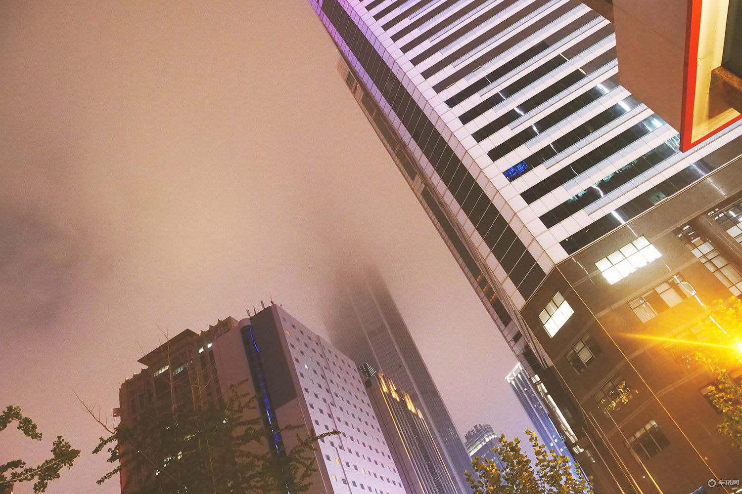 特斯拉modelx旅行,特斯拉modelx100d能跑多少公里