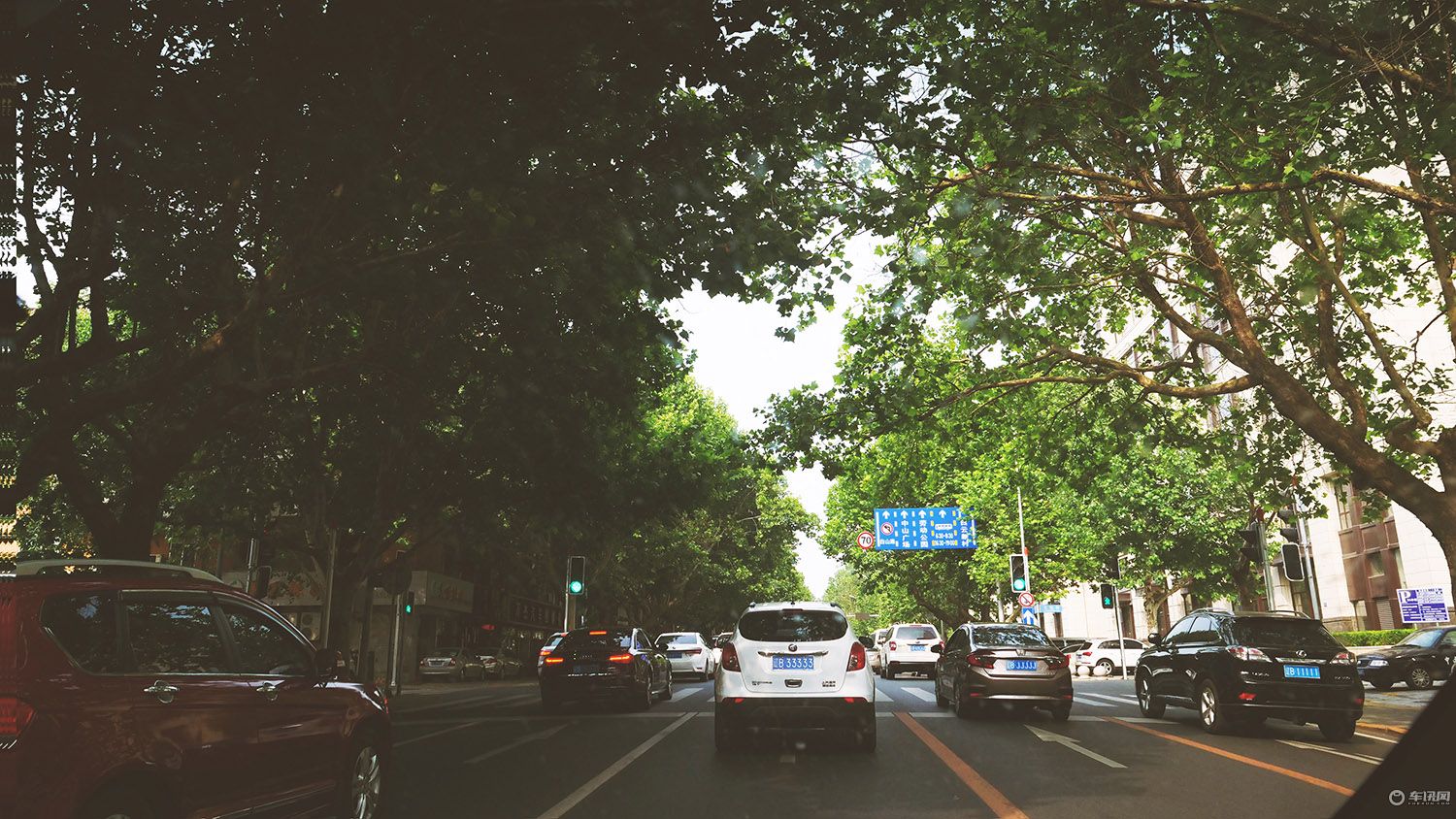 特斯拉modelx旅行,特斯拉modelx100d能跑多少公里