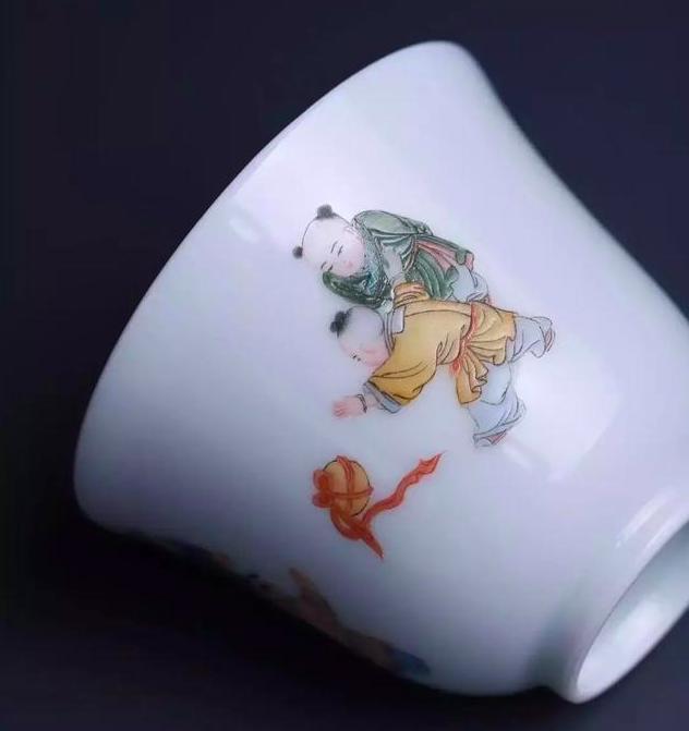 景德镇陶瓷画人物与填彩的区别,景德镇陶瓷小人