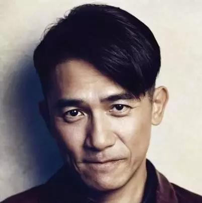 周星驰身患孤独绝症，憔悴老态：我让全世界笑过，岁月却没饶过我