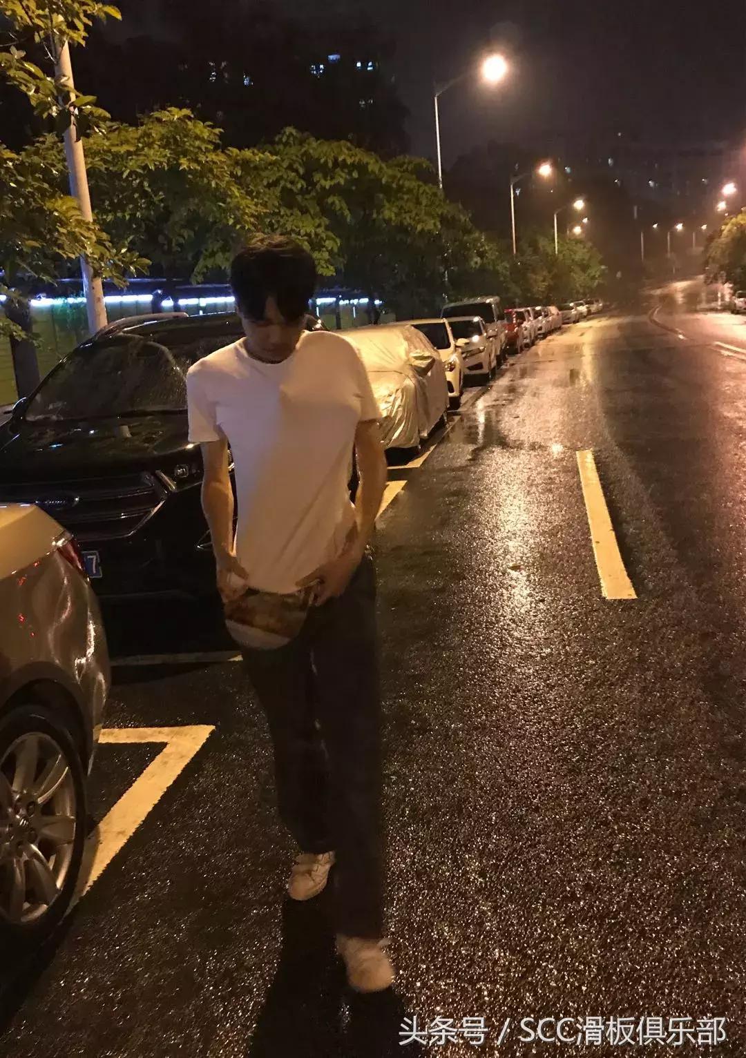 滑板指南,夏日模式怎么玩滑板球